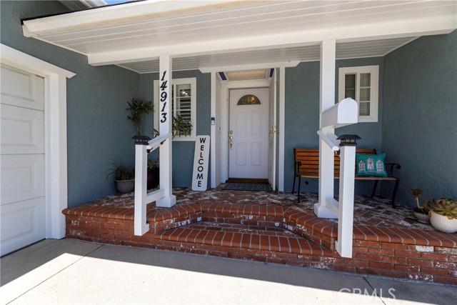 14913 San Ardo Drive, La Mirada CA: https://media.crmls.org/medias/eba891dc-07c1-435d-b935-55517a697345.jpg