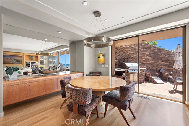 Detail Gallery Image 12 of 38 For 1603 S Coast Hwy #F,  Laguna Beach,  CA 92651 - 3 Beds | 3 Baths