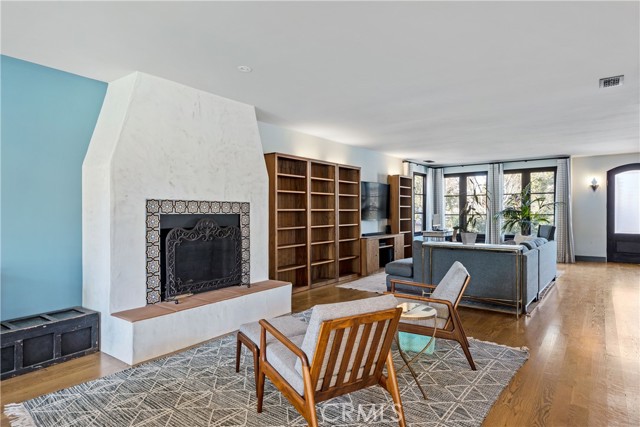 628 Marine Avenue, Manhattan Beach, California 90266, 3 Bedrooms Bedrooms, ,2 BathroomsBathrooms,Residential,Sold,Marine,SB21269564