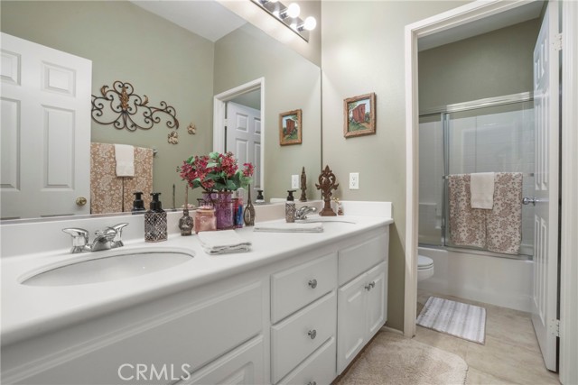 22760 Shadygrove Court, Wildomar CA: https://media.crmls.org/medias/ebab0ced-e7bf-49d2-aa8b-36fe54470f17.jpg