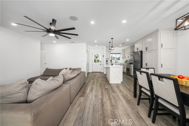 Detail Gallery Image 18 of 75 For 3246 N Marwick, Long Beach,  CA 90808 - 4 Beds | 3 Baths