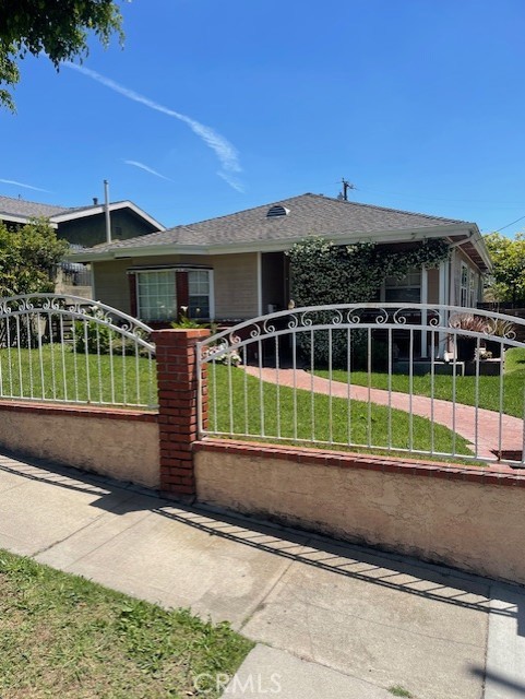 900 E Alpha Street