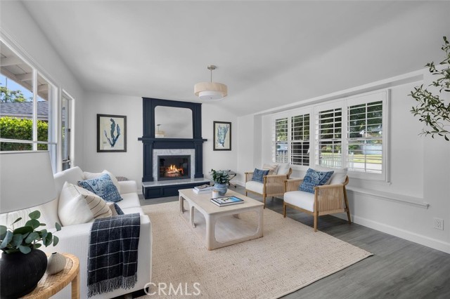5545 Konya Drive, Torrance CA: https://media.crmls.org/medias/ebac93c1-aa6d-46a1-ac44-850ebb5e27ff.jpg