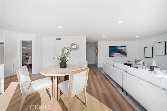 24861 Camberwell Street, Laguna Hills CA: https://media.crmls.org/medias/ebad3d34-d5d1-42d5-9985-befd7267ab1b.jpg