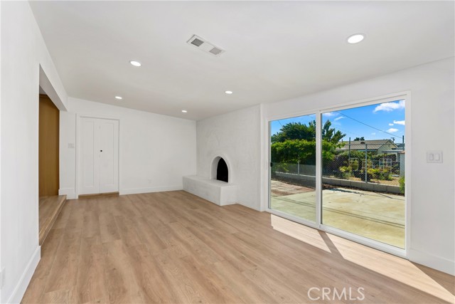 4755 Gettysburg Avenue, Chino CA: https://media.crmls.org/medias/ebadb26a-176c-4038-abd9-5b8938faaaa4.jpg