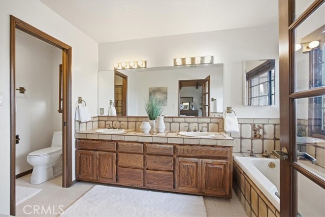 Detail Gallery Image 20 of 27 For 1728 Oak, Manhattan Beach,  CA 90266 - 4 Beds | 3 Baths