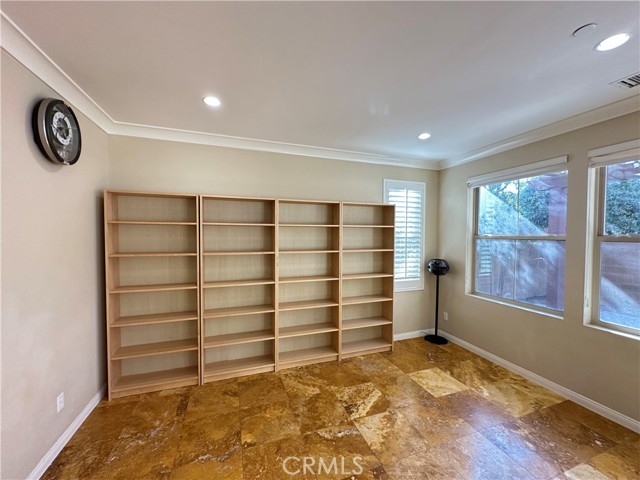 Detail Gallery Image 8 of 30 For 99 Devonshire, Irvine,  CA 92620 - 3 Beds | 2/1 Baths