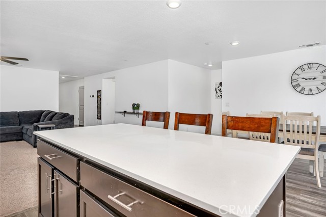 Detail Gallery Image 27 of 50 For 1807 Patricia Ct, Los Banos,  CA 93635 - 4 Beds | 3 Baths