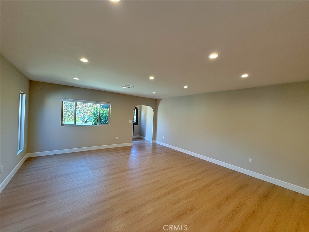 MLS #SR25230922 image #9