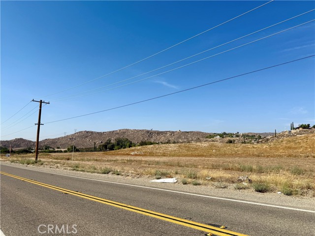 25 Juniper flats road, Nuevo CA: https://media.crmls.org/medias/ebaf719b-1ffa-4a1c-9f9b-4c7fcae372ca.jpg