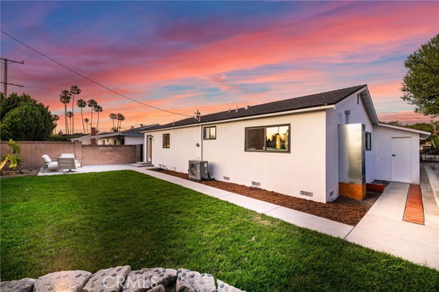 Detail Gallery Image 29 of 33 For 15801 Carrie Ln, Huntington Beach,  CA 92647 - 3 Beds | 2 Baths