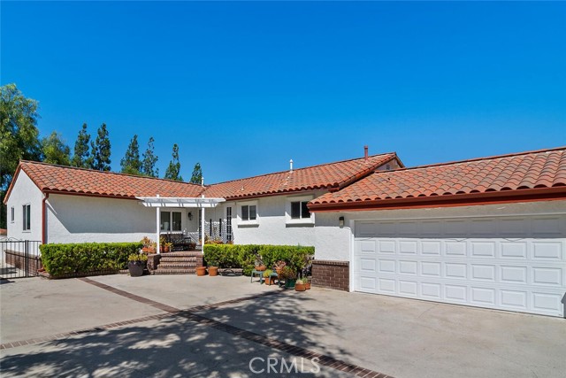 Detail Gallery Image 3 of 38 For 23910 Jensen Dr, West Hills,  CA 91304 - 4 Beds | 3/1 Baths