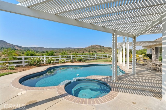 Detail Gallery Image 40 of 73 For 23505 Carancho Rd, Temecula,  CA 92590 - 4 Beds | 4/1 Baths