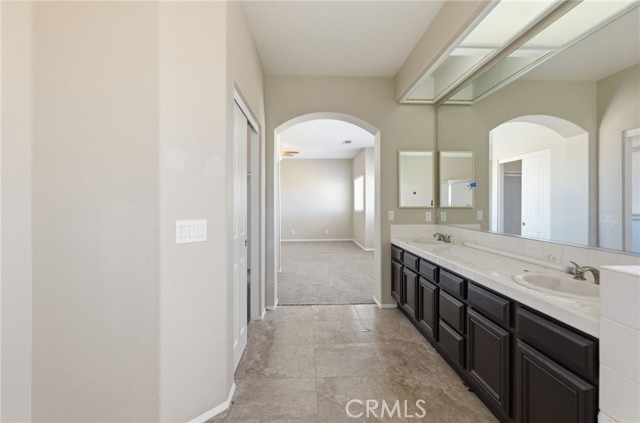 Detail Gallery Image 45 of 52 For 7325 Round Hill Dr, Lancaster,  CA 93536 - 5 Beds | 3 Baths