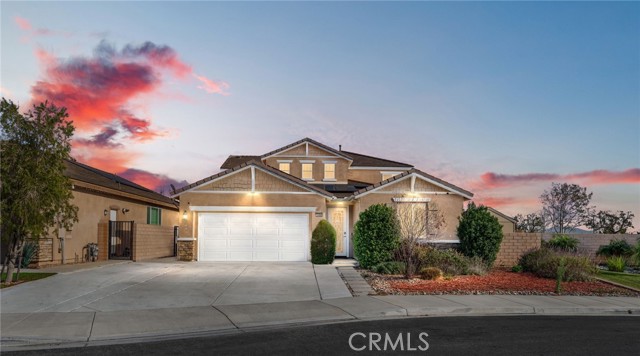 Detail Gallery Image 1 of 36 For 17705 Bittermint Dr, San Bernardino,  CA 92407 - 4 Beds | 3/1 Baths