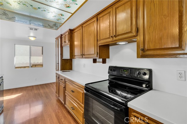 Detail Gallery Image 14 of 32 For 30712 Pyramid Point, Canyon Lake,  CA 92587 - 3 Beds | 2 Baths