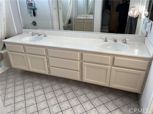 Detail Gallery Image 15 of 24 For 13747 Cabrillo Ct, Fontana,  CA 92336 - 4 Beds | 2/1 Baths