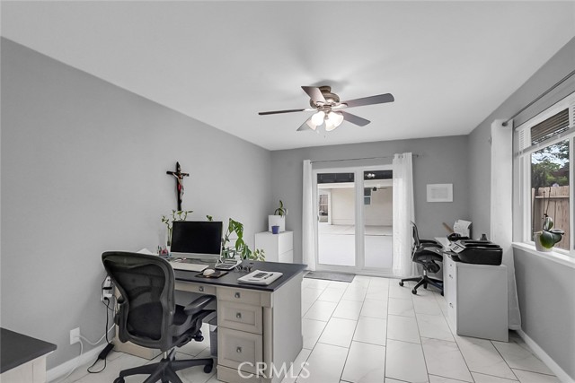 Detail Gallery Image 11 of 33 For 3716 Georgeann, Ceres,  CA 95307 - 3 Beds | 2 Baths