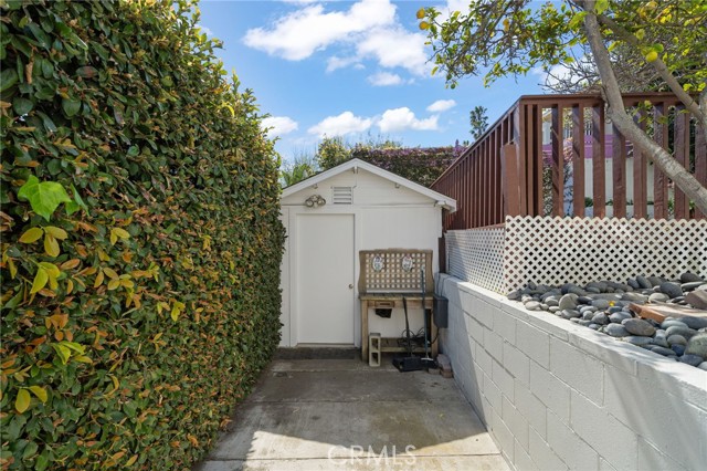 400 Campdell Street, Playa del Rey CA: https://media.crmls.org/medias/ebb48792-7295-4c82-9871-b7aa0badc92f.jpg