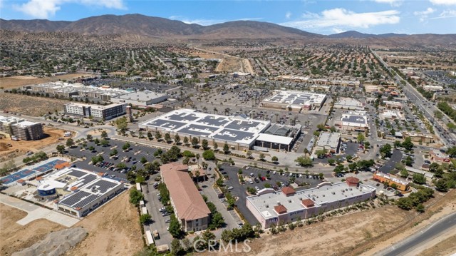 39438 Trade Center Drive, Palmdale CA: https://media.crmls.org/medias/ebb4ffbf-4bb0-4c64-9c46-9504745b2e94.jpg