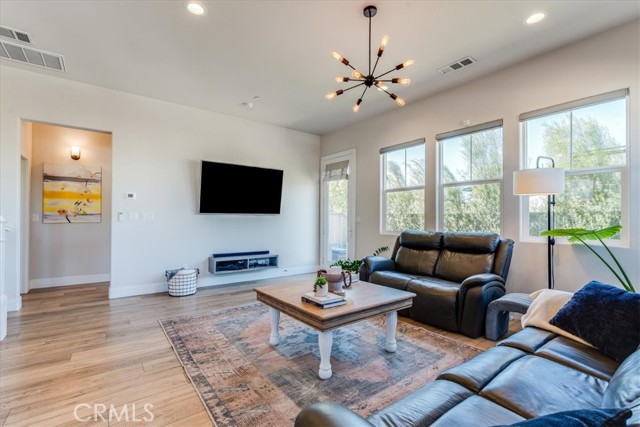 Detail Gallery Image 9 of 50 For 3703 Rock Garden Ln, San Luis Obispo,  CA 93401 - 3 Beds | 2/1 Baths