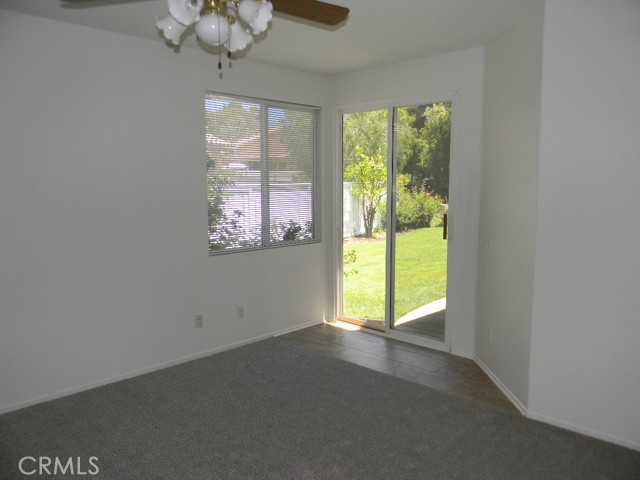613 Big Spring Drive, Banning CA: https://media.crmls.org/medias/ebb5a579-1ff3-42d0-9e16-728fe02a639c.jpg