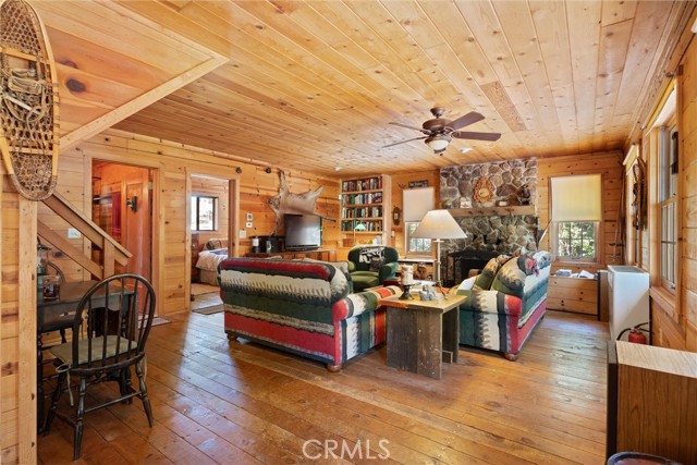7851 Humboldt Road, Butte Meadows CA: https://media.crmls.org/medias/ebb63554-bde7-4a9a-bdc8-7ddab73fdcc1.jpg