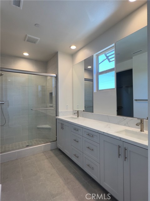Detail Gallery Image 27 of 41 For 17532 Cameron Ln, Huntington Beach,  CA 92647 - 3 Beds | 2/1 Baths