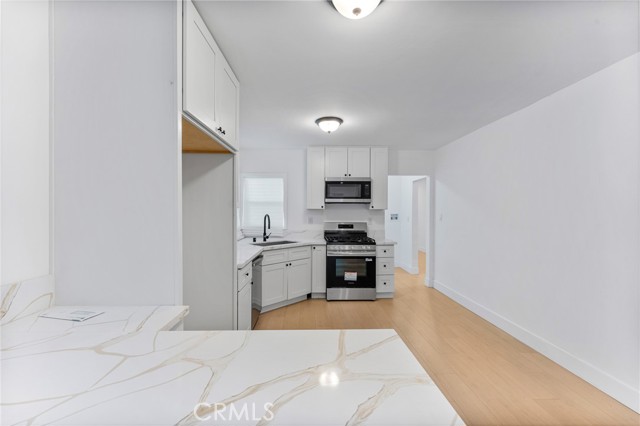 Detail Gallery Image 5 of 22 For 4909 Fidler, Lakewood,  CA 90712 - 3 Beds | 2 Baths