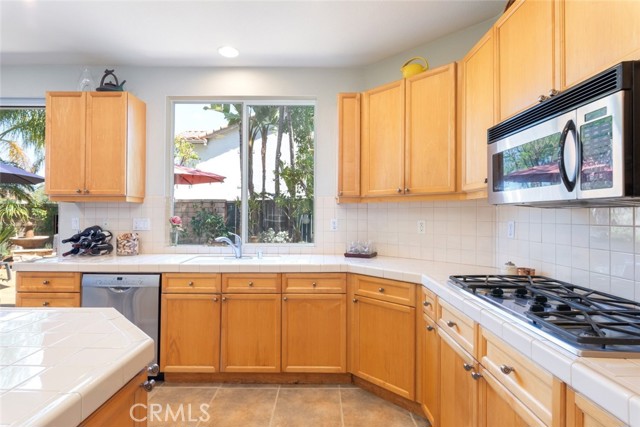 Detail Gallery Image 16 of 58 For 4515 Garden City, Corona,  CA 92883 - 5 Beds | 3 Baths