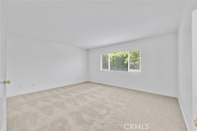 15 Birchwood, Irvine CA: https://media.crmls.org/medias/ebb77f41-7eb5-466d-86fa-4c27816674c4.jpg