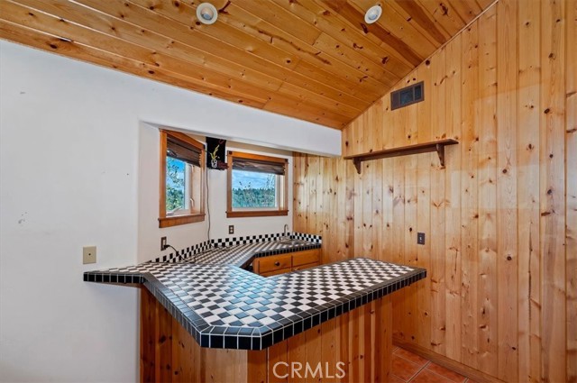 729 Minty Pine Drive, Cedarpines Park, CA 92322