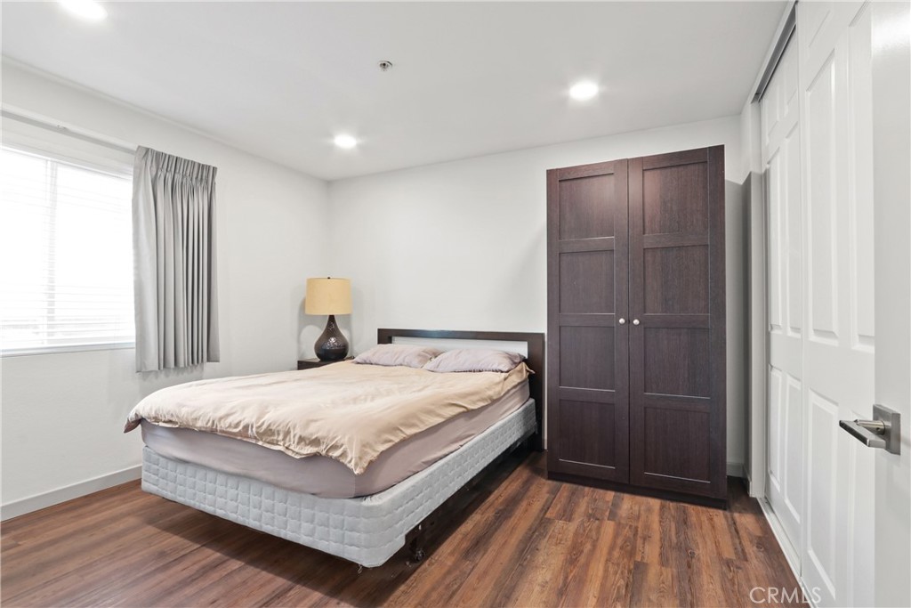 MLS #WS25270734 image #4