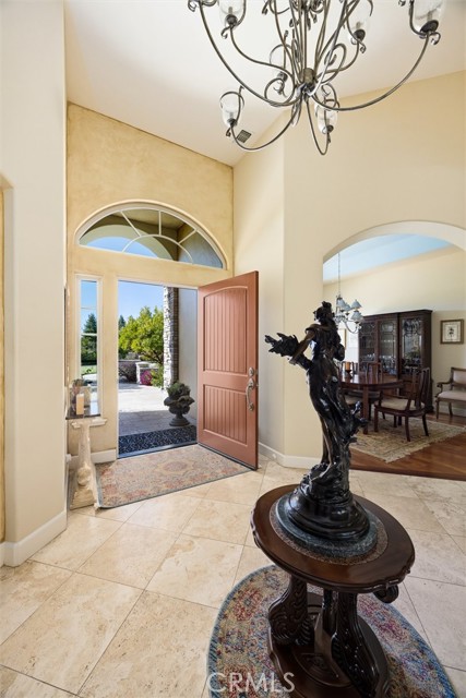 Detail Gallery Image 4 of 43 For 1990 Calle Los Charros, Templeton,  CA 93465 - 4 Beds | 3/1 Baths