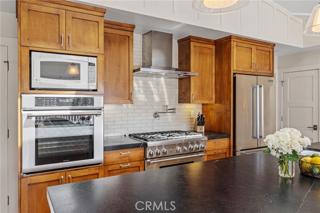 Detail Gallery Image 18 of 54 For 521 24th Pl, Hermosa Beach,  CA 90254 - – Beds | – Baths