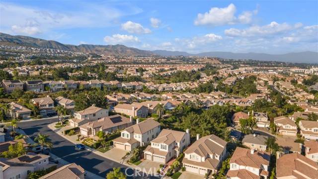 11226 Ravenna Lane, Porter Ranch CA: https://media.crmls.org/medias/ebba657c-b676-462f-863a-64b76cc61aeb.jpg