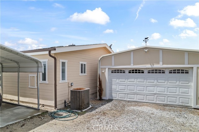 Image 15 of 56 For 34725 Silverwood Court