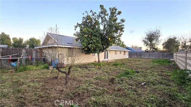 Detail Gallery Image 27 of 27 For 155 N Haney Ave, Reedley,  CA 93654 - 3 Beds | 2 Baths