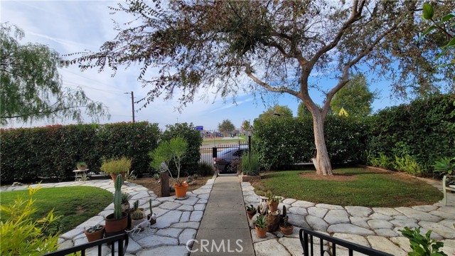 Detail Gallery Image 16 of 58 For 2701 Berkeley, Bakersfield,  CA 93305 - 3 Beds | 2 Baths