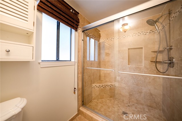 Detail Gallery Image 34 of 42 For 18337 Chatham Ln, Porter Ranch,  CA 91326 - 4 Beds | 2/1 Baths
