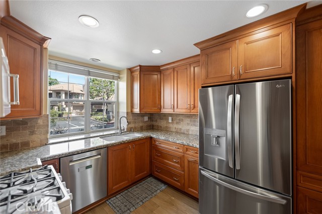 Detail Gallery Image 10 of 39 For 13410 Savanna, Tustin,  CA 92782 - 3 Beds | 2 Baths