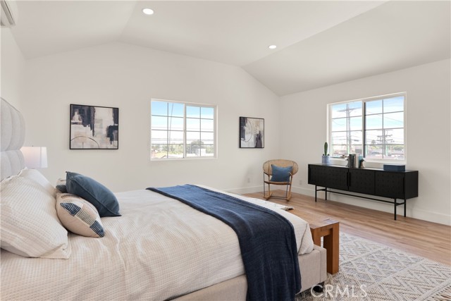 5732 Hillcrest Drive, Los Angeles CA: https://media.crmls.org/medias/ebbdaab9-dc7f-460a-afe1-1bb33661abee.jpg