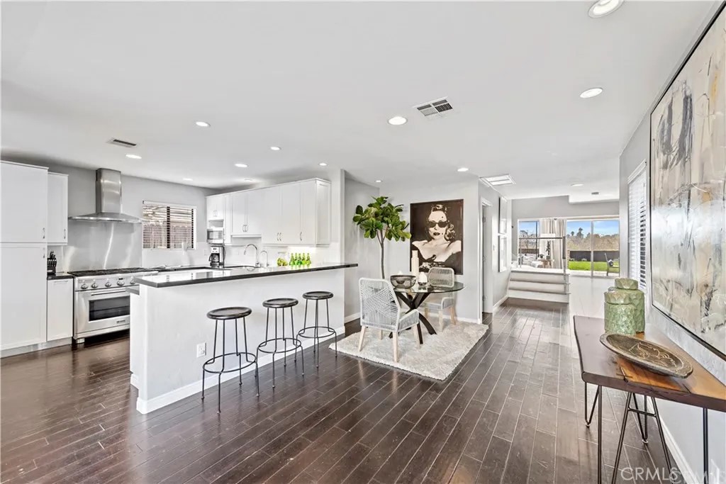 Ebbdb83f 0e03 49d7 849b C1288d5c8696