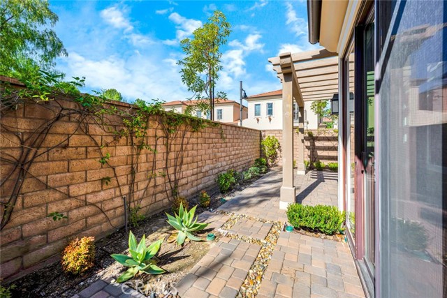 Detail Gallery Image 39 of 41 For 115 Rodeo, Irvine,  CA 92602 - 3 Beds | 2/1 Baths