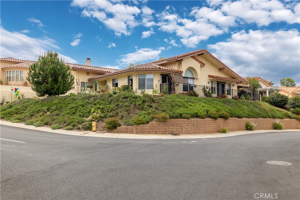1113 Crescent Bend