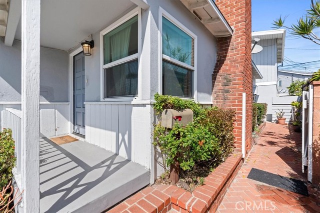 Detail Gallery Image 11 of 39 For 5829 E 2nd, Long Beach,  CA 90803 - – Beds | – Baths