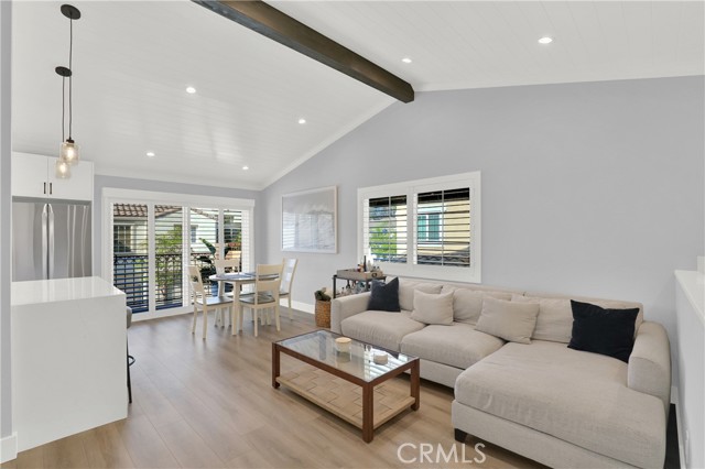 Detail Gallery Image 3 of 26 For 211 Chandon, Laguna Niguel,  CA 92677 - 2 Beds | 1/1 Baths