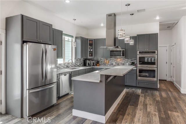 Detail Gallery Image 6 of 20 For 1224 243rd St, Harbor City,  CA 90710 - 3 Beds | 2/1 Baths