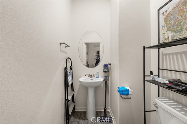 Detail Gallery Image 12 of 35 For 16680 Wyndham Ln #3,  Fontana,  CA 92336 - 2 Beds | 2/1 Baths