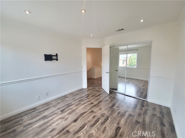 11076 Sharp Avenue, Mission Hills (San Fernando) CA: https://media.crmls.org/medias/ebc1e8c6-debf-4f2b-bb1c-9f7ad1a0ff41.jpg